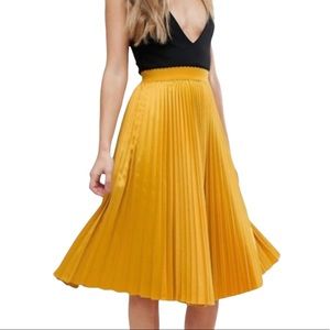 Flint & Moss New York Yellow Gold High Rise Satin Pleat Midi Skirt Sz M